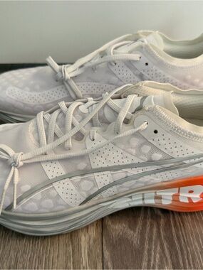 Men’s - Puma Foreverrun - Size 10 - White/Platinum/Red